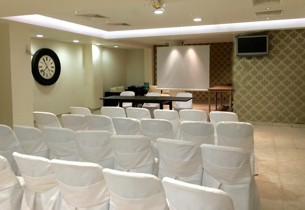Comfy Boutique Hotel Kalamata Business photo