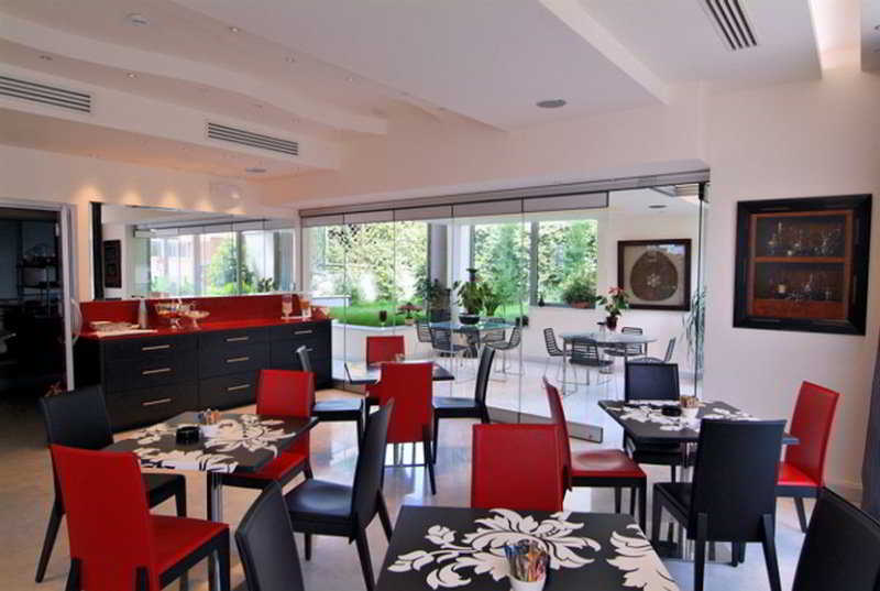 Comfy Boutique Hotel Kalamata Exterior photo